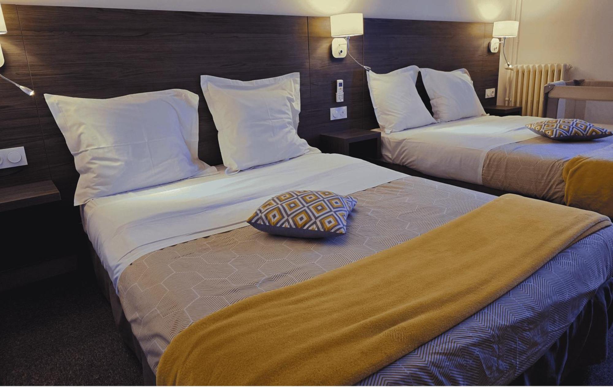 Hotel L'Alsace-Gare Sncf 纳博讷 外观 照片