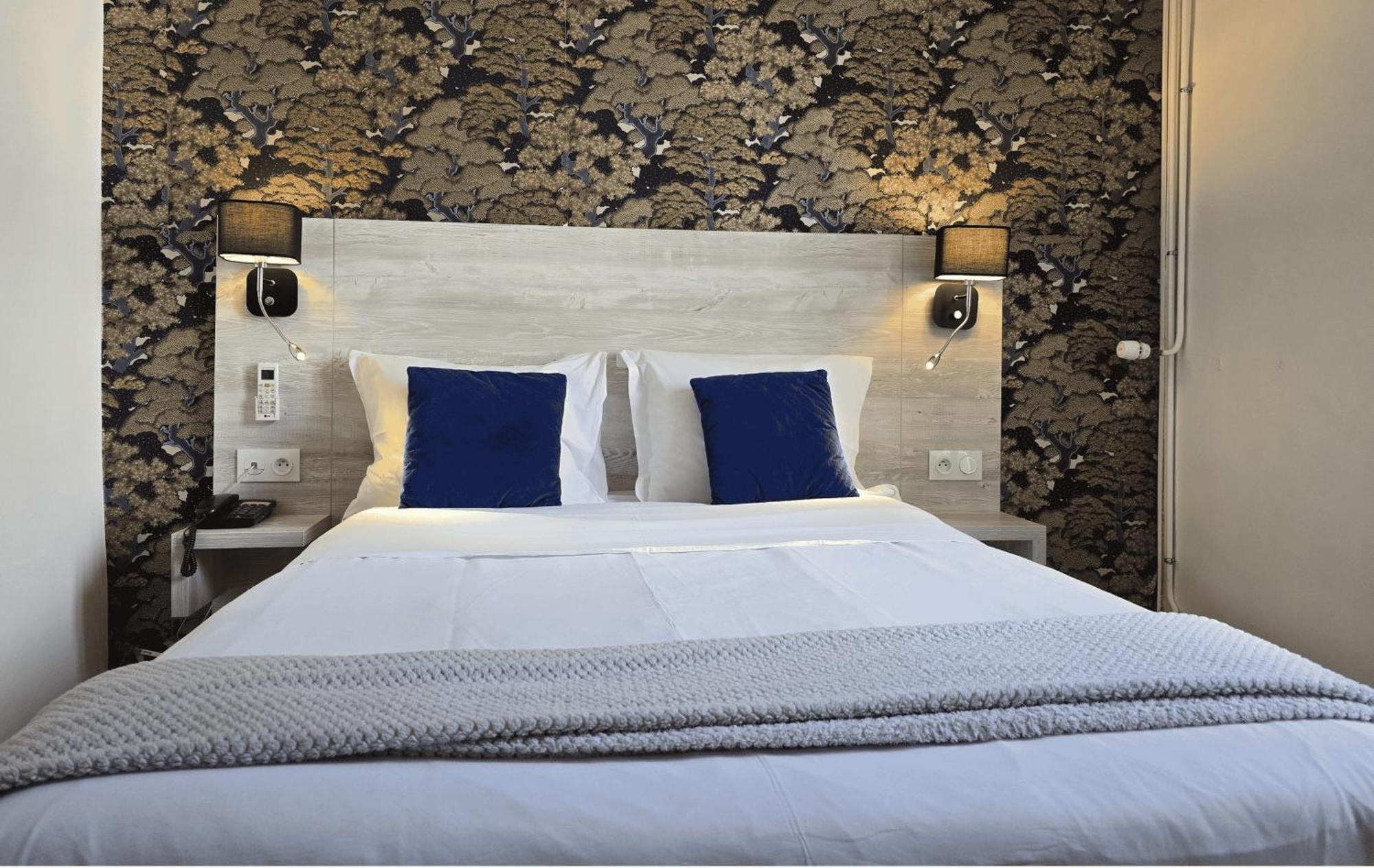 Hotel L'Alsace-Gare Sncf 纳博讷 外观 照片